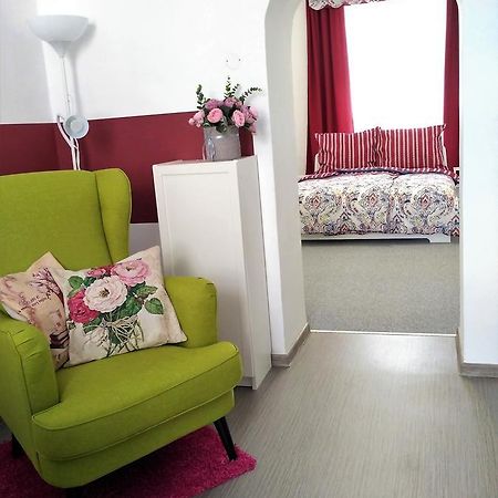 شقة Apartman 4U Centrum + Free Parking أولوموك المظهر الخارجي الصورة